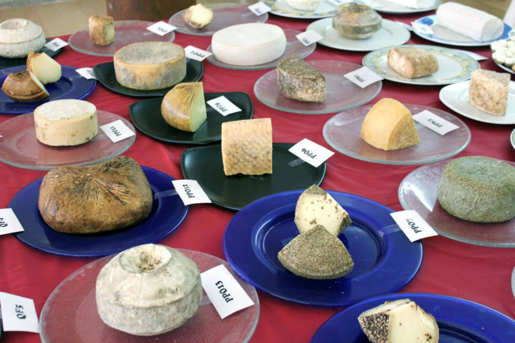 Concurso de quesos en Montanejos