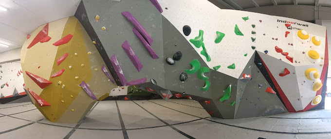 indoorwall climbing valencia